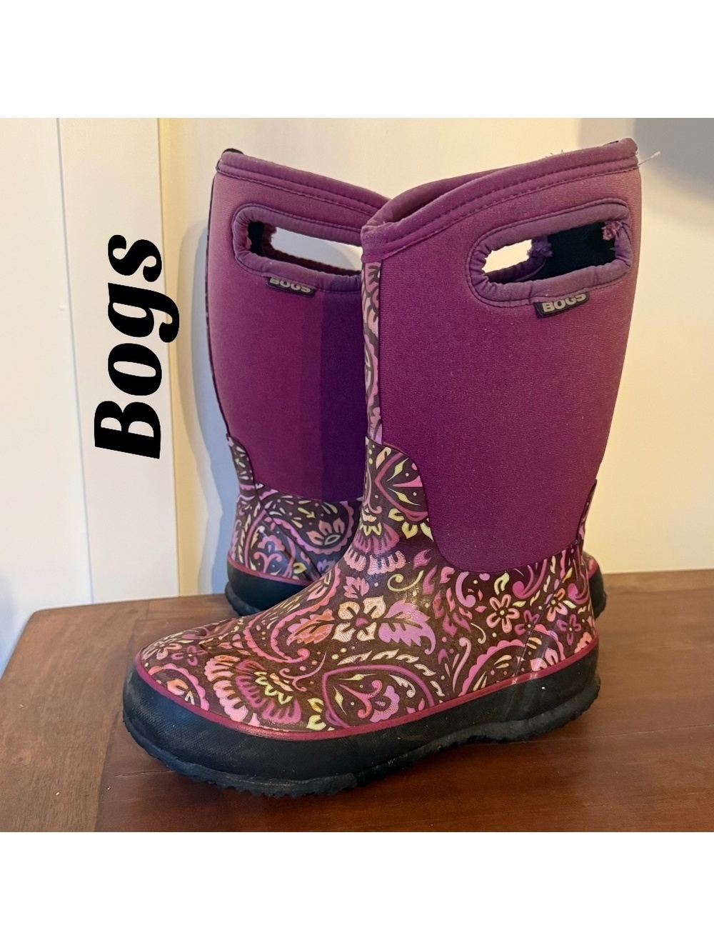 Kids Bogs Snow boots Size 4